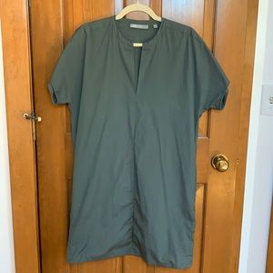 Vince SplitNeck Short Sleeve Pullover Sheath Dress